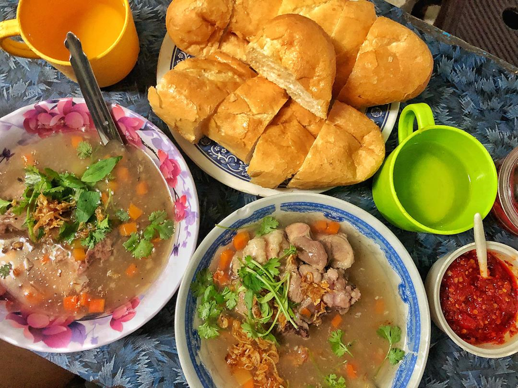 bánh mì Lagu