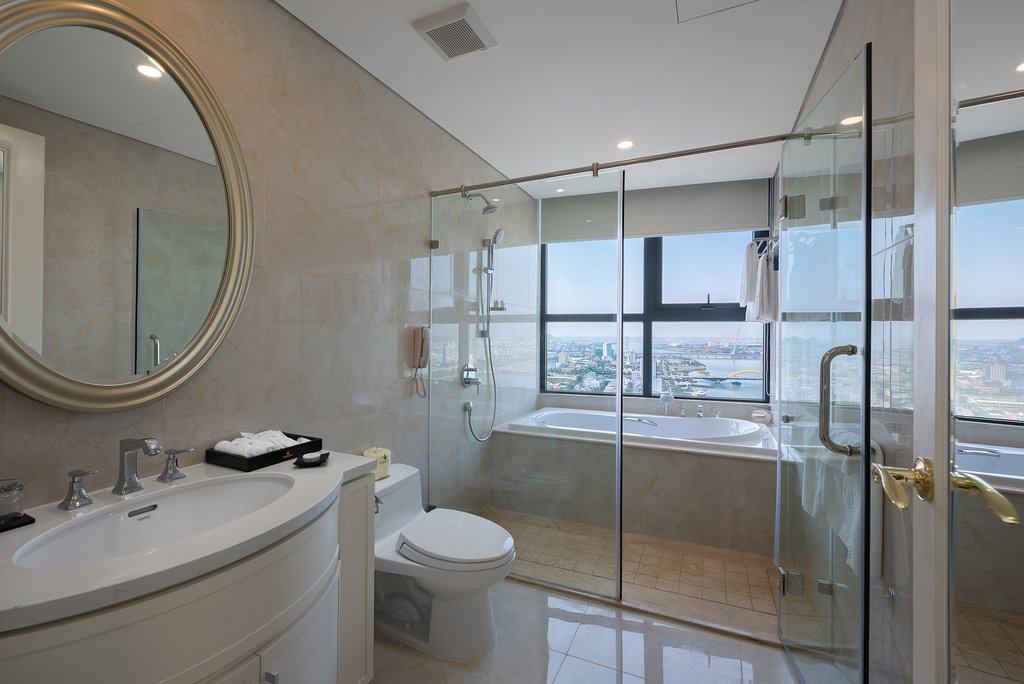 /files/images/VinpearlCondotelRiverfrontDaNang/executive-suite-river%20(3).jpg