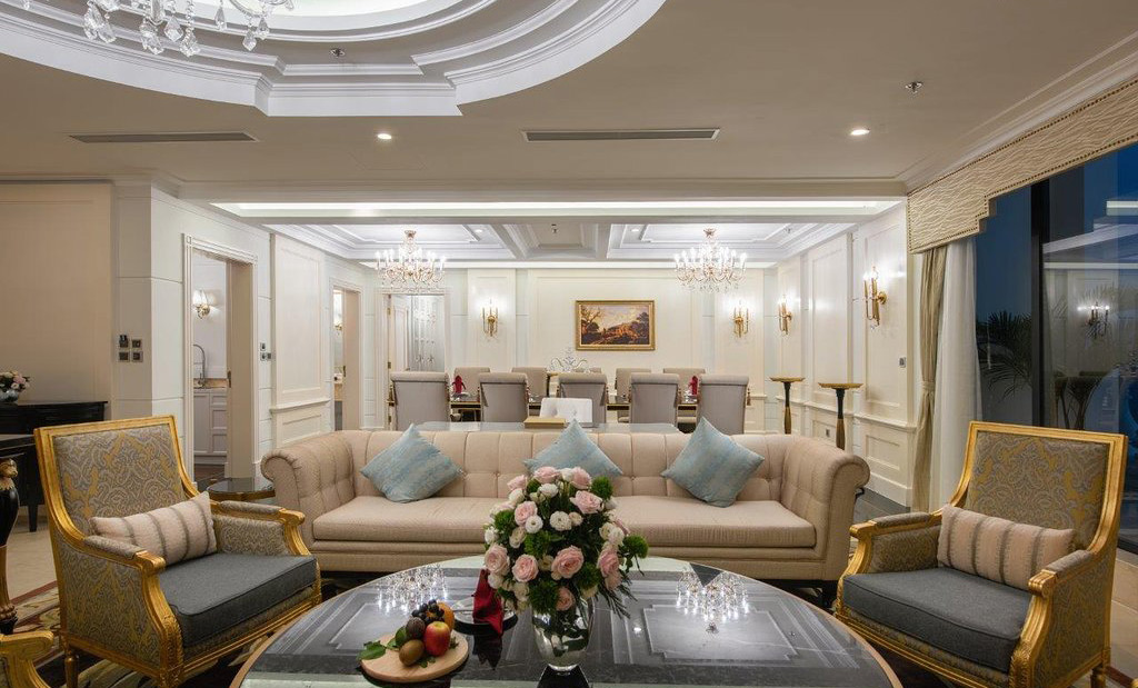 /files/images/VinpearlHotelLangSon/presidential-suite-(3).jpg