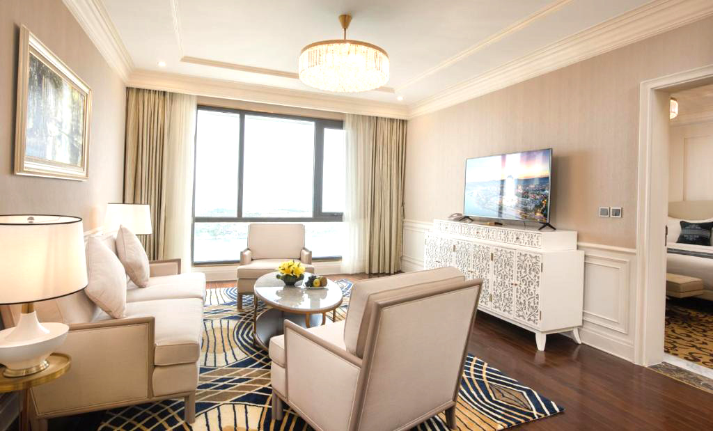 /files/images/VinpearlHotelTayNinh/ph%C3%B2ng-executive-suite-2.jpg