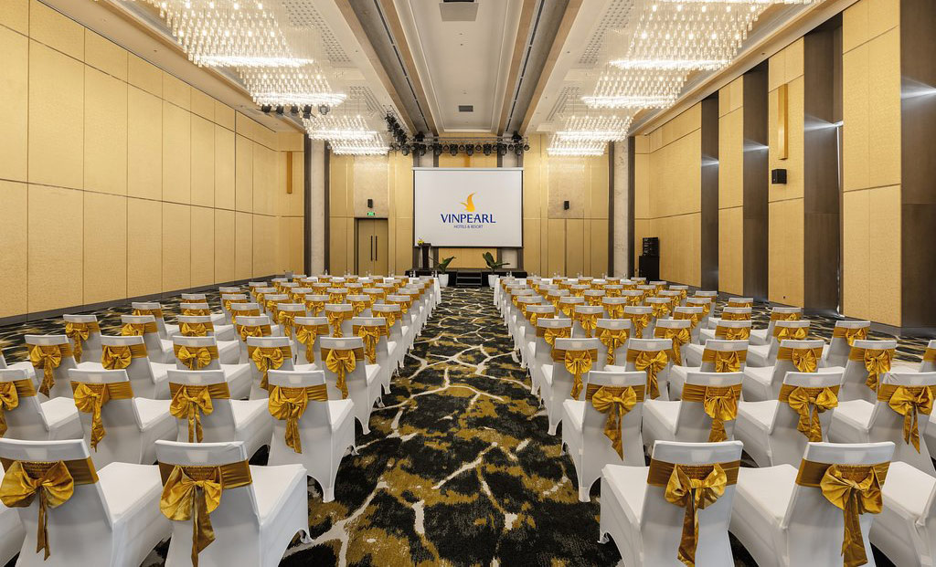 /files/images/VinpearlHotelThanhHoa/grand-ball-room-(1).jpg