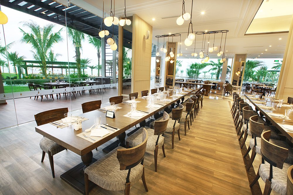 /files/images/VinpearlResort%26GolfNamHoiAn/cocoon-restaurant.jpg